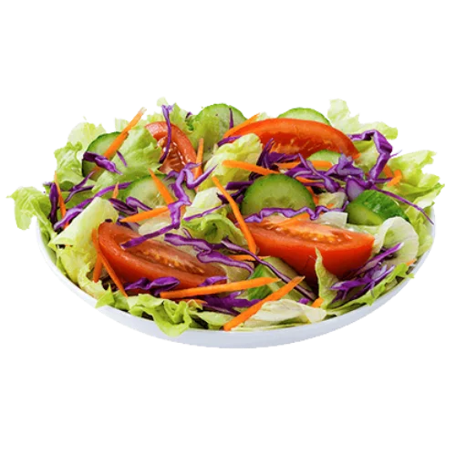 طبق سلطة خضراء طازجة تحتوي على الخس والطماطم والخيار.
