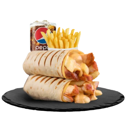 وجبة تاكا تاك رول دجاج تندوري بخبز صاج محمّص مع بطاطس ومشروب